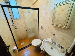 Ένα μπάνιο στο Apartamento na General Osório +17 φωτογραφίες