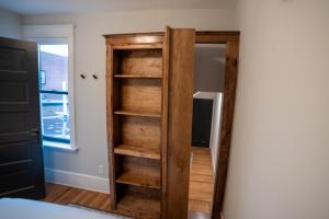 Φωτογραφία από το άλμπουμ του Apt in the heart of Main Street σε Stroudsburg