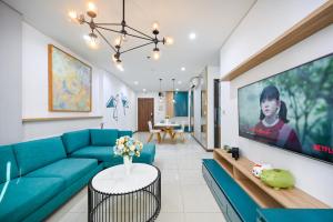 Χώρος καθιστικού στο Hà Đô Q10 2PN-3PN 2WC- Khoa Home