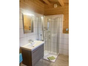 Ένα μπάνιο στο Lenerz Comfortable holiday residence +15 φωτογραφίες