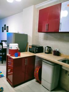 Dapur atau dapur kecil di ELSOKHNA فخامة لاسيرينا shaleh