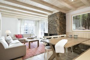 Posedenie v ubytovaní Luderna - Apartamento Val de Ruda B26 des Garonets
