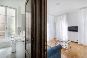 Ett badrum på Charming Family Apartment by Wonderful Italy