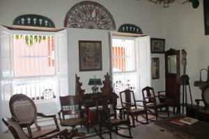 A restaurant or other place to eat at Casa del Campo Santo