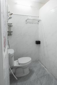 Koupelna v ubytování 2B Cozy Hostel ตรัง