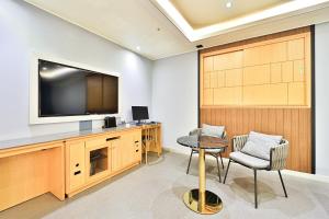 TV a/nebo společenská místnost v ubytování Seomyeon IB Hotel
