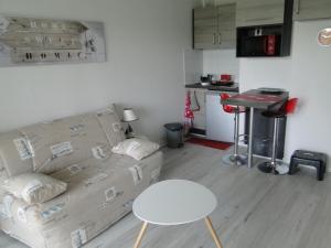 Η κουζίνα ή μικρή κουζίνα στο Magnifique studio à Aytré