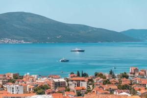 Φωτογραφία από το άλμπουμ του MonteLux Mansion σε Tivat