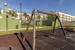 Dječje igralište u objektu ALLO Apartments Europa II 4 Habitaciones-Piscina-Parking