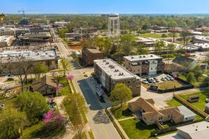 El barrio en el que está la casa de vacaciones o un barrio cercano