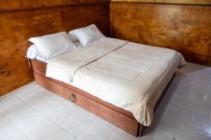 Rinjani Eco Villa Senaru客房内的一张或多张床位