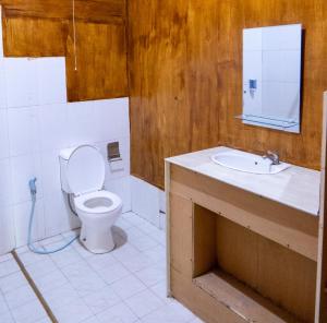 Rinjani Eco Villa Senaru的一间浴室