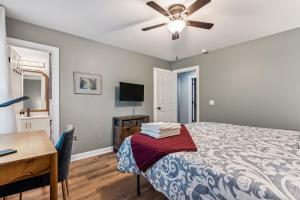 Φωτογραφία από το άλμπουμ του Sunny Retreat: Pool & Beach Near Condo σε Γουίλμινγκτον +25 φωτογραφίες