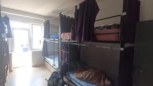 Narivoodi või narivoodid majutusasutuse NEWBORN comfort HOSTEL the biggest hostel of town with best location toas