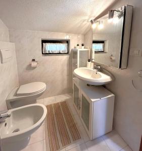 Ванна кімната в Camping Italia'90 Apartment two levels