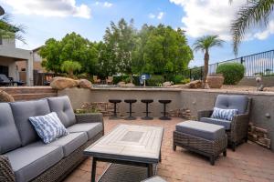 Expansive Mesa Retreat with Private Outdoor Pool! 휴식 공간