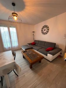 Fotografie z fotogalerie ubytování Appartement Brise Marine v destinaci Grandcamp-Maisy