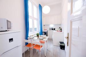 Ett kök eller pentry på Ultra Central - AC - Comfy Home