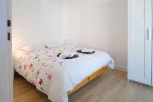 Posteľ alebo postele v izbe v ubytovaní Belle maison de vacances à la Pironnière - 6 à 8 pers