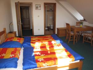 Posteľ alebo postele v izbe v ubytovaní Holiday Home Růžovka by Interhome