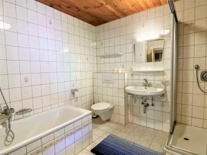 Ένα μπάνιο στο Apartment Schusterhäusl-3 by Interhome