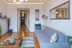 Chic central flat with river view 1093 Budapest, Közraktár utca 34 kép - 2