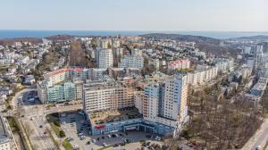Výhľad na mesto Gdyňa alebo výhľad na mesto priamo z apartmánu
