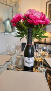 Ποτά στο Bootham Court Grade II duplex apartment with free parking & Wi-Fi - sleeps 2-6 people