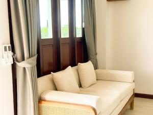 Posezení v ubytování Botanic Boutique Hotel Surin Beach