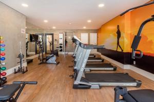 Fitnesscenter och/eller fitnessfaciliteter på BHomy Perdizes Novo e perfeito para 4 DH302