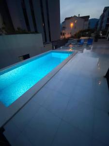 Bazén v ubytování Ell Star 2 Apartment nebo v jeho okolí
