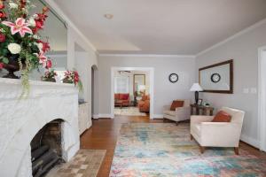 Gallery image of Redmont Revival-Whole House-Walkable-UAB in Birmingham +37 photos