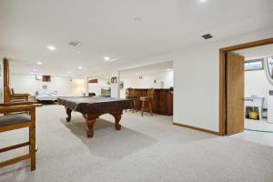 Gallery image of Near Shopping & Dining- The South Bend Bungalow in Granger