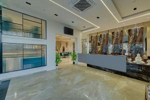Lobbyen eller receptionen på Comfort Inn Sapphire, Chandkheda