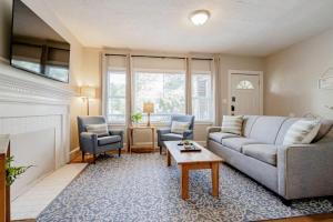 a living room with a couch and two chairs at Mins to USC Hospital Zoo Columbia Duet-Unit A in West Columbia