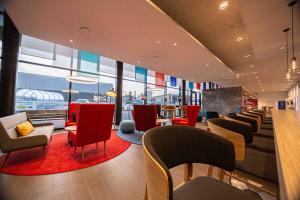 Posezení v ubytování Holiday Inn Express - Aarburg - Oftringen by IHG