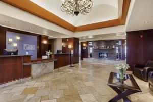 Vstupní hala nebo recepce v ubytování Holiday Inn Express Hotel & Suites - Slave Lake by IHG