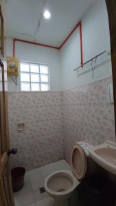 Vannituba majutusasutuses R & R (Rest & Relax) Guesthouse