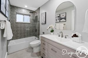 ハリウッドにあるCharming 9BR New-Build Home w Heated Pool & Gamesのギャラリーの写真
