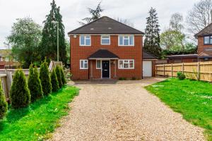 Jardín al aire libre en 4-bedhaven In Fawley Perfect For Extendedstays!