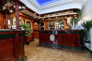 Lounge alebo bar v ubytovaní Apartments and Rooms Nekic