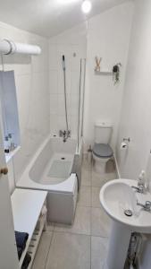 O baie la Stylish 1 Bed Flat With En-Suite