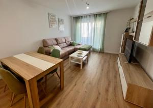 Μια τηλεόραση ή/και κέντρο ψυχαγωγίας στο S3 Rivas Futura Apartment
