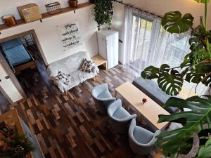 Posezení v ubytování Apartmány Pod Lesem II