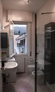 Ванна кімната в Appartamento a Santa Margherita con terrazzo