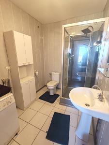 Koupelna v ubytování Auberge du Précontent
