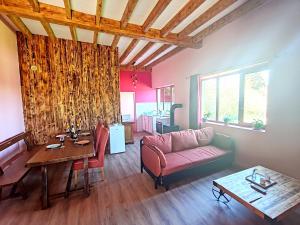 Posezení v ubytování Auberge du Précontent
