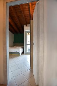 A bed or beds in a room at Casa con Vista Airconditioned 2-Bedroom Apartment