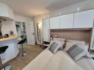 Gallery image of Laguna in Vernon