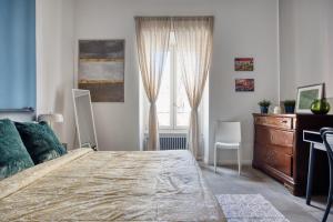 Posteľ alebo postele v izbe v ubytovaní Clausim Domus: new brightful flat next to the Vatican